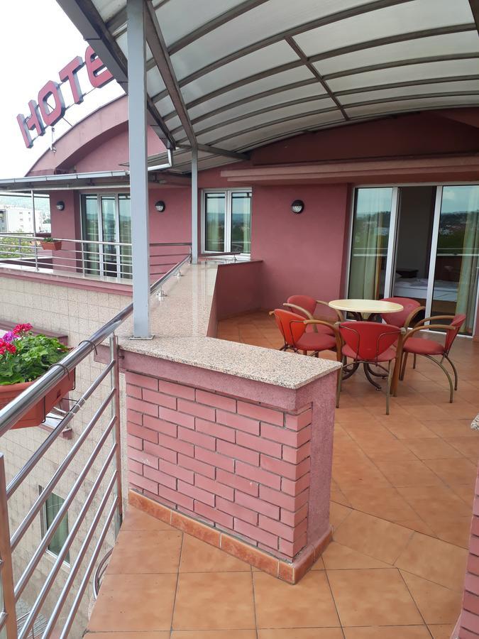 Hotel Cetojevic Banja Luka Exteriör bild