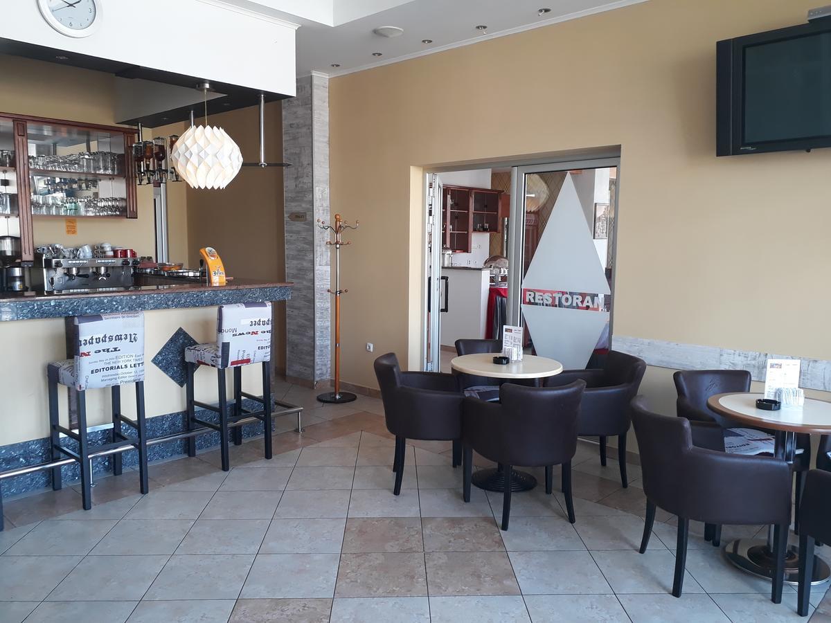 Hotel Cetojevic Banja Luka Exteriör bild