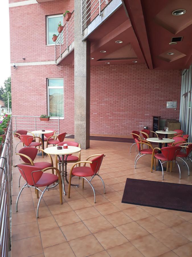 Hotel Cetojevic Banja Luka Exteriör bild
